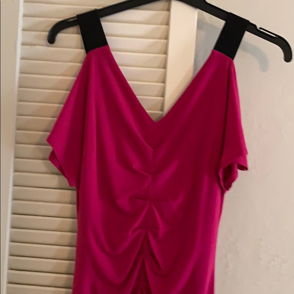 Fuchsia fitted dress by Laundry by Design